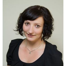 Dr. Nicole Steiner