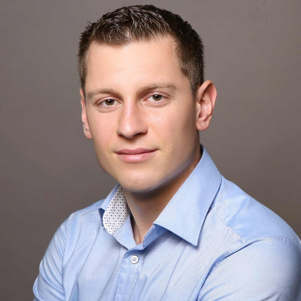 Alexander Schröder Werkstudent ISD Group XING