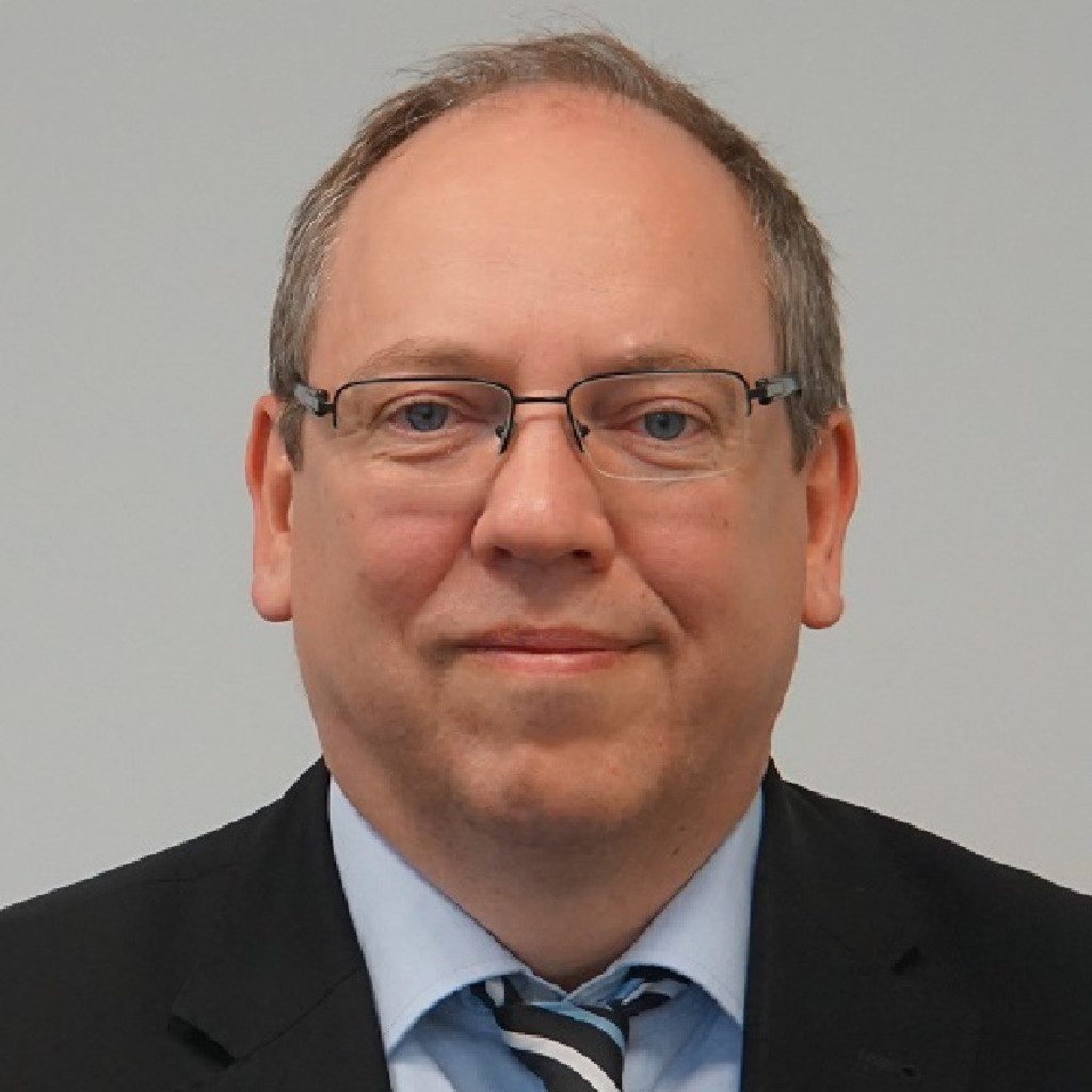 Michael Hoppe Leiter Zentraleinkauf / General Manager Central