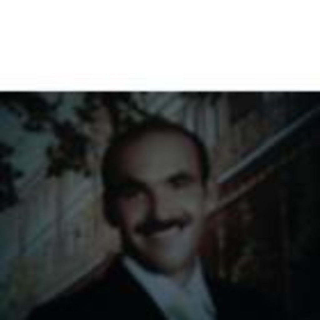 Özcan Sönmez is arayan serbes XING