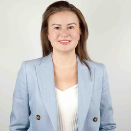 Julia Nuss