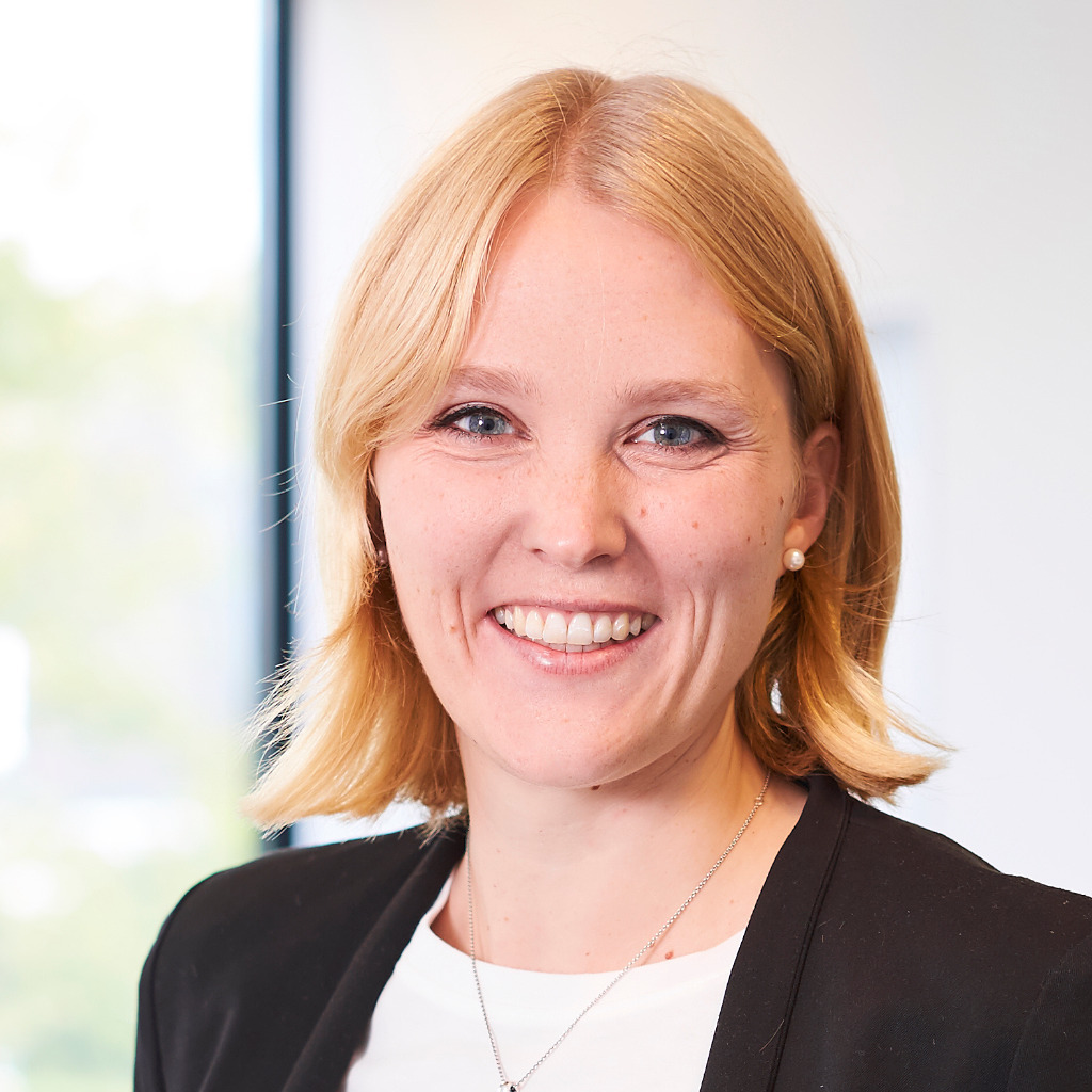 Julia Merten Mitarbeiterin Unternehmenskommunikation L. Stroetmann