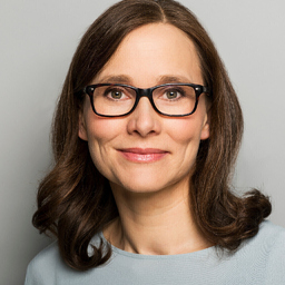 Dr. Pia Nitz