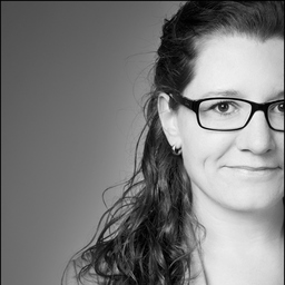 Stephanie Simon