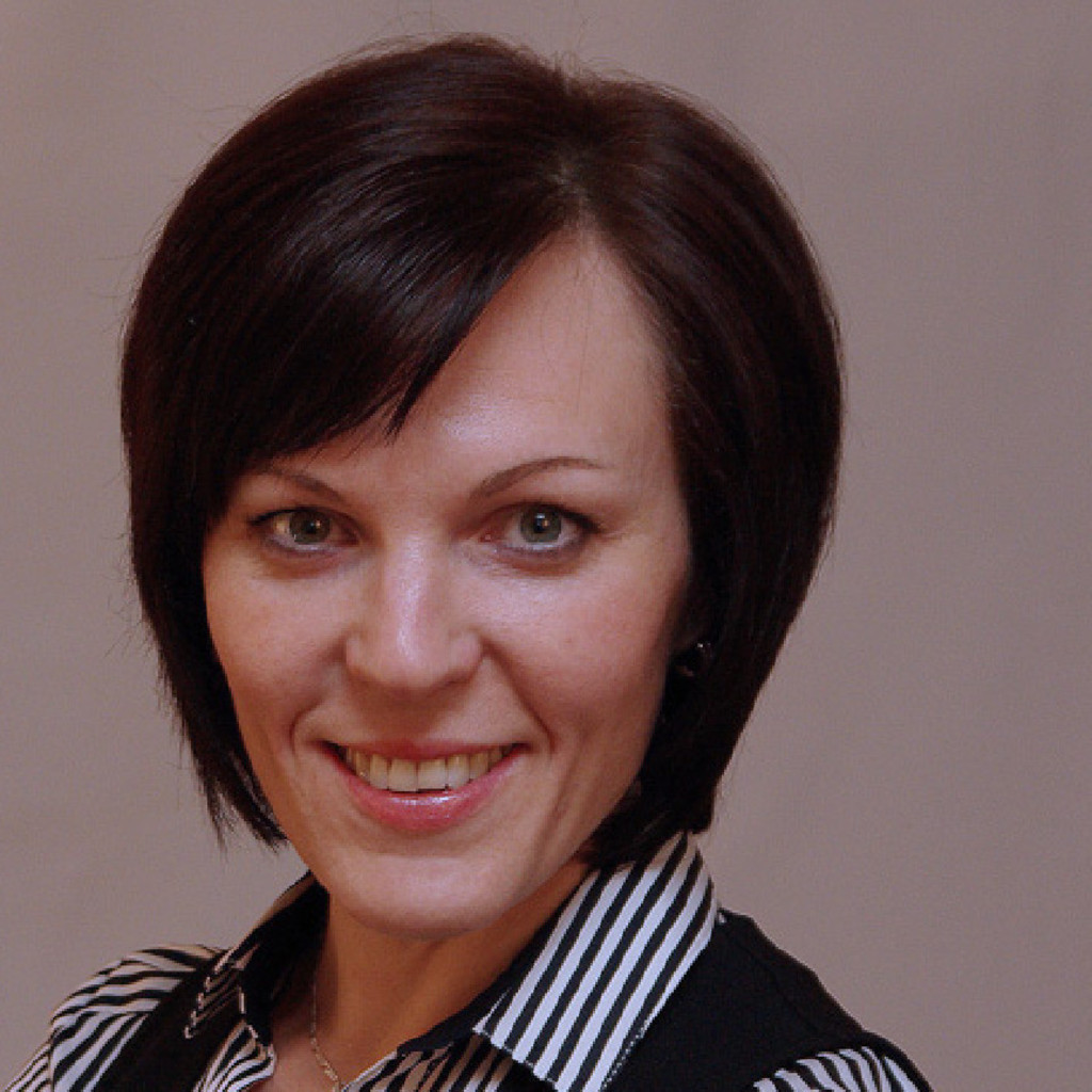 marina-gerbel-assistant-category-manager-dirk-rossmann-gmbh-xing