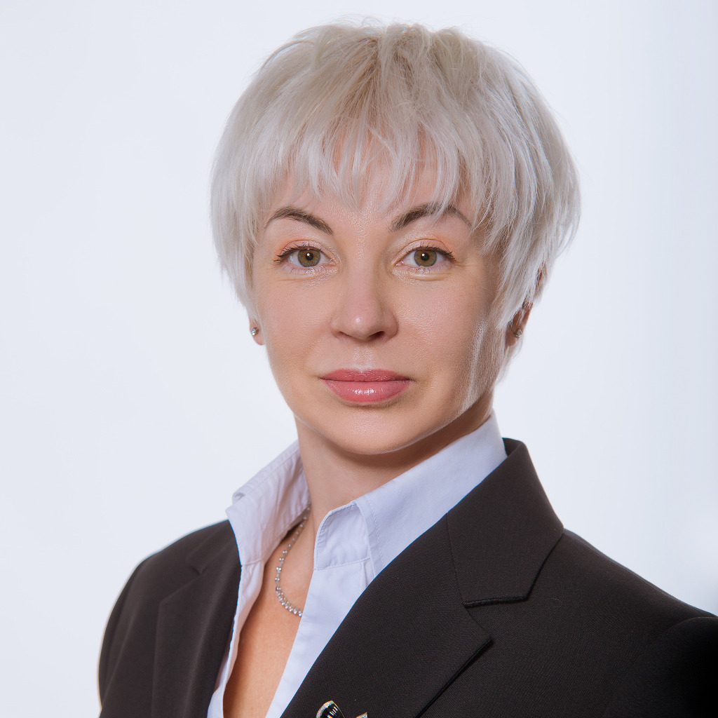 Dr. Olga Krischik Vizedirektorin, Leiterin Customer Analytics und