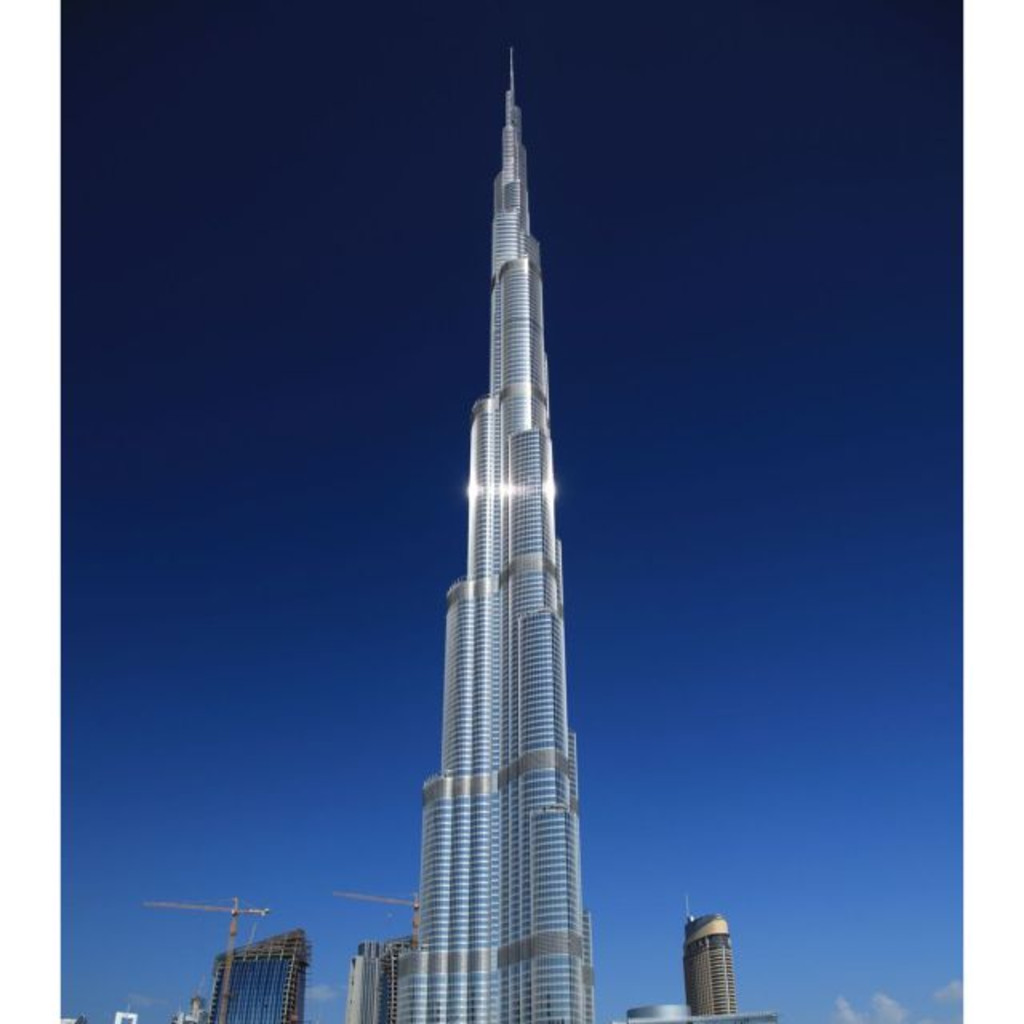 Сонник высокое здание. Burj khalifa. Небоскребы мира. Здание 30 метров. 30 Метровое здание.