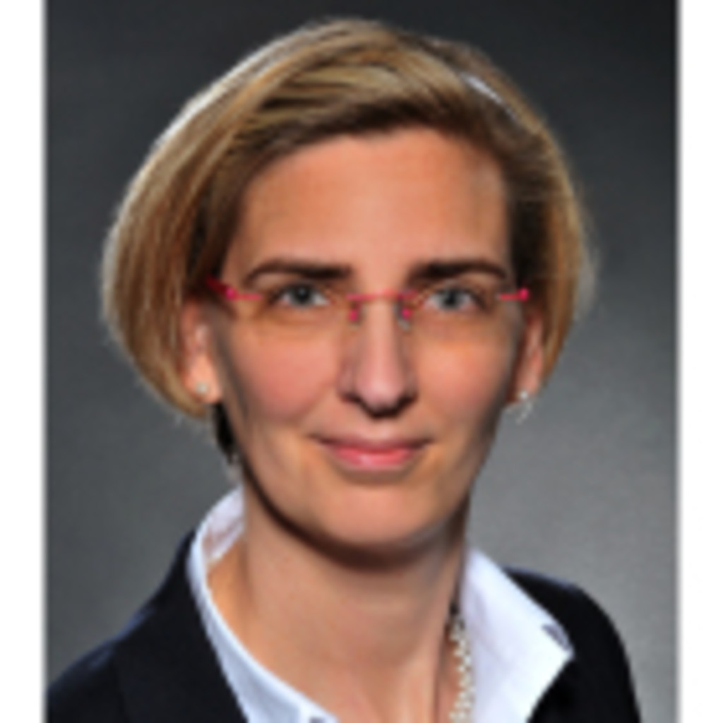 Dr. Maren Kempf - Chefärztin - AMEOS Klinikum Hildesheim | XING