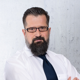 Dr. Adam Snieg