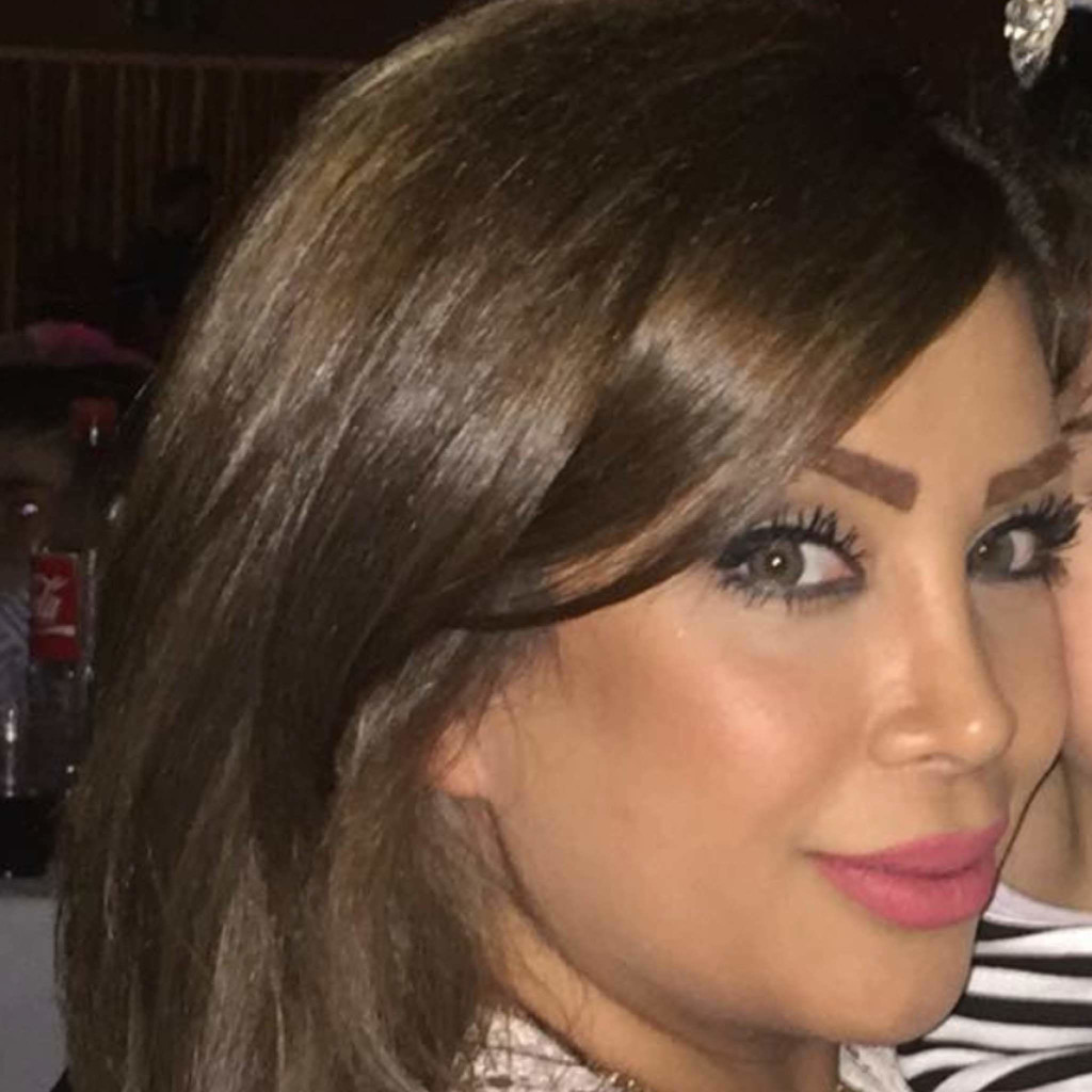 Samaneh Saremi Parfümeriefachverkäuferin Parfümerie Douglas XING