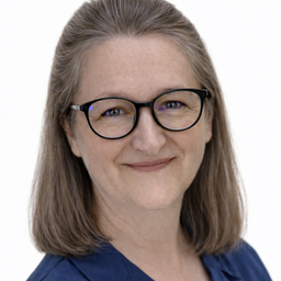 Dr. Monika Salkovszky