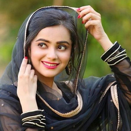 minahil adrees