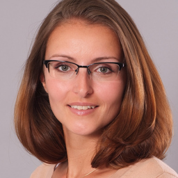 Bettina Lipfert