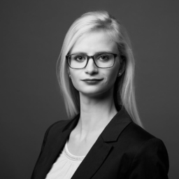 Laura Stenger
