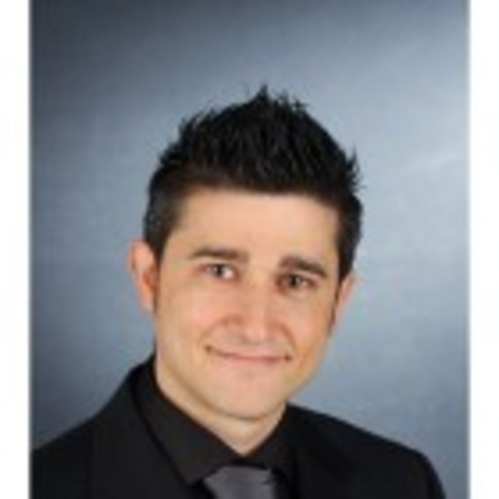 Luigi Novellese Schulungsleiter debitel AG XING