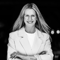 Carina Schade
