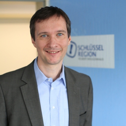 Dr. Thorsten Enge