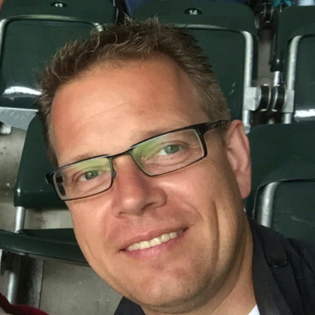 Dr. Thomas Baatz Geschäftsführer DEIN DENTAL Mönchengladbach MVZ XING