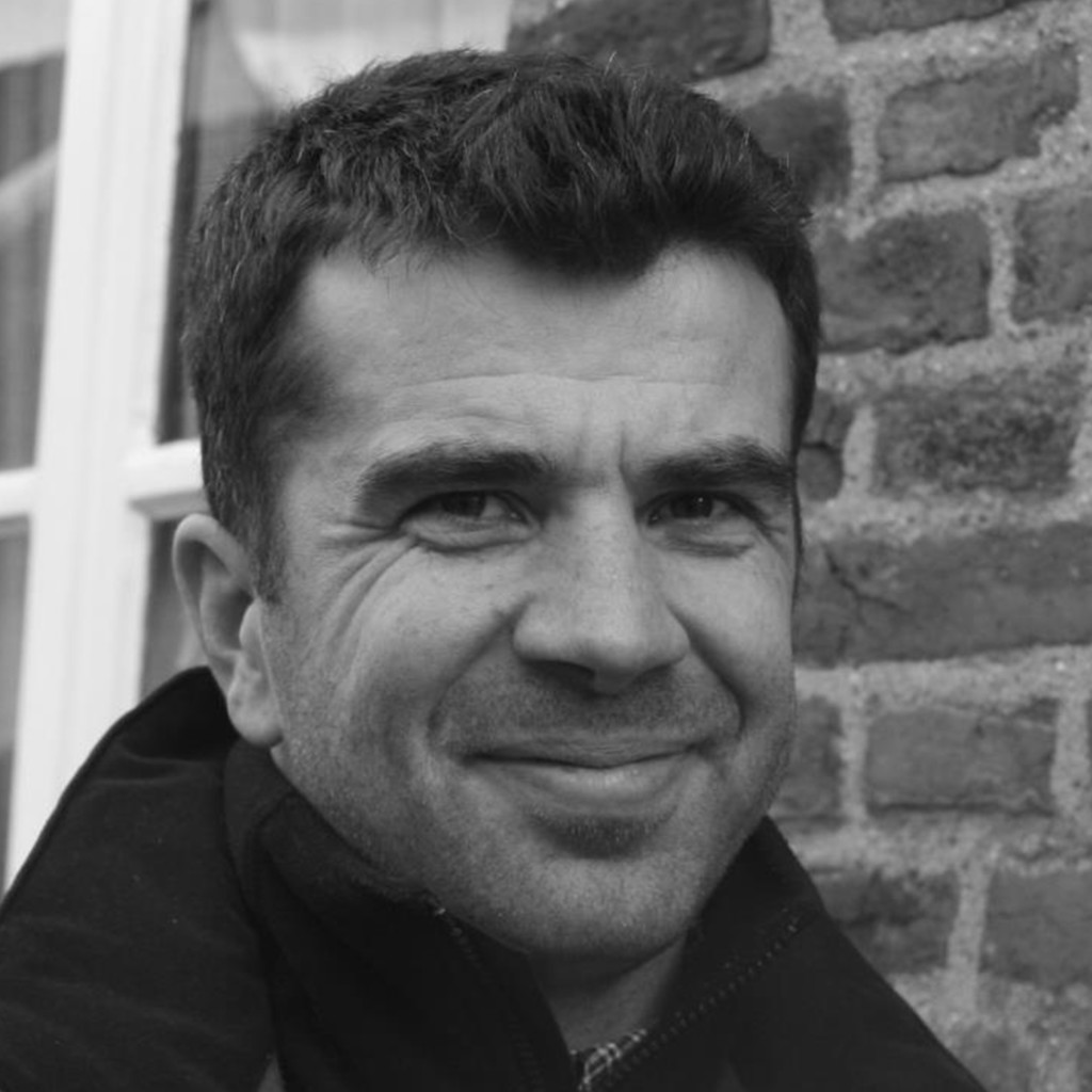 Bernd Röttgers Fotograf und Künstler Bernd Röttgers XING