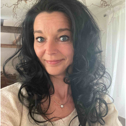 Nicole Schlosser
