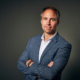 Dr. Niels Helmholz LL.M.