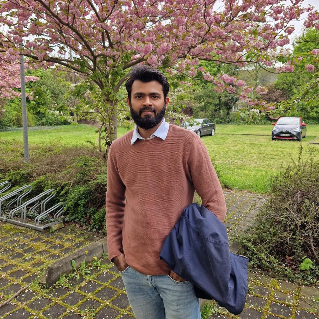 Walid Mohammad NVM Application Engineer XFAB Dresden XING