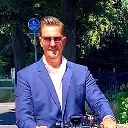 Uwe Lang