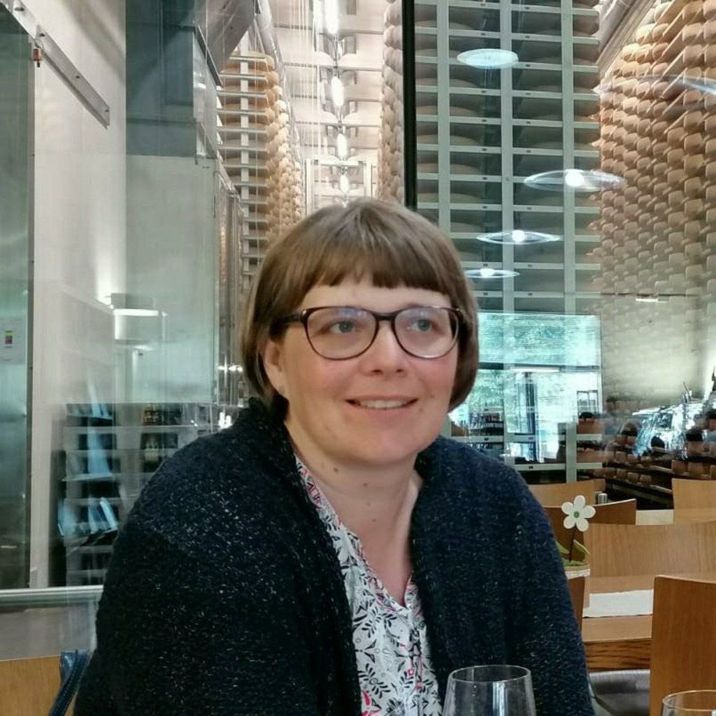 Carmen Miller Kaufmännischer Angestellter Kranken und