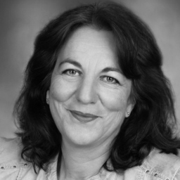 Dr. Helga Schabus