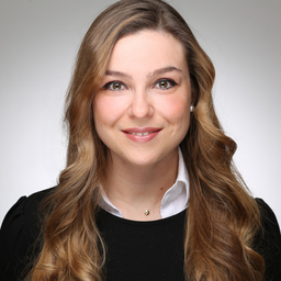 Nadine Wiens