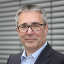 Dr. Thomas Weisener