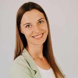 Larissa Schwengel
