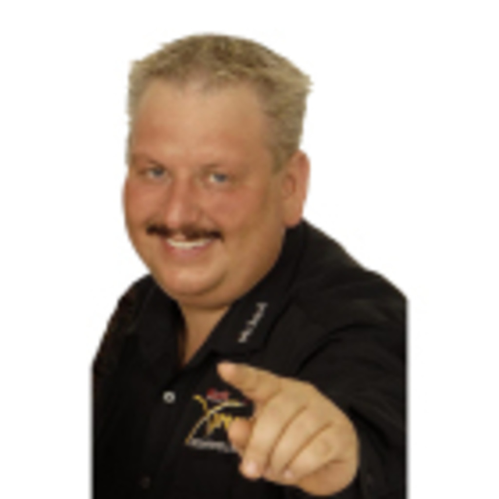 Michael Marth Geschäftsführer Michael Marth und Band Deutsch