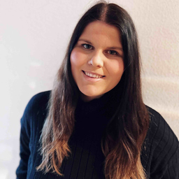 Julia Schuster