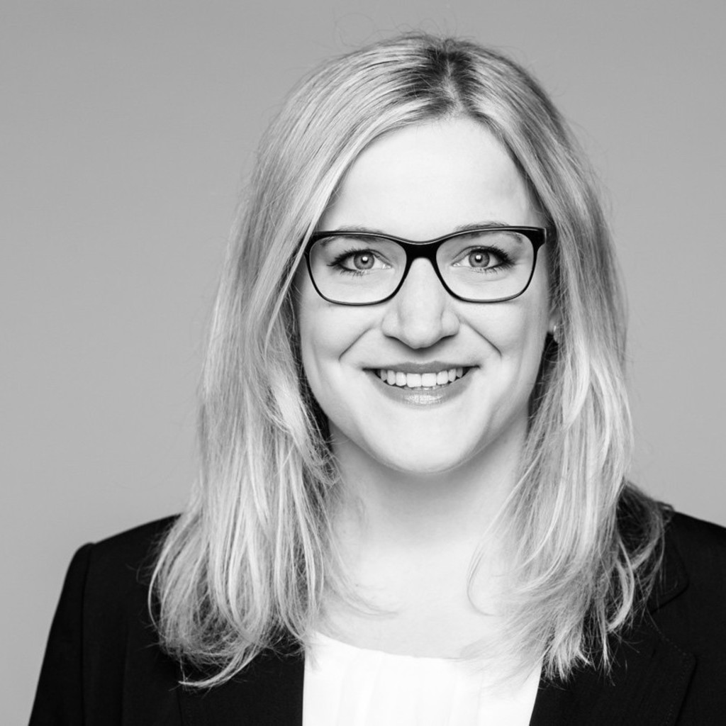 Kathrin Gemke Sen. Business Controllerin HC Healthcare Consulting