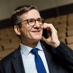 Prof. Dr. Jochen Pilhofer
