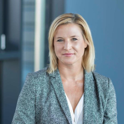 Mag. Julia Höfer
