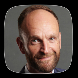 Nils Stoevesand