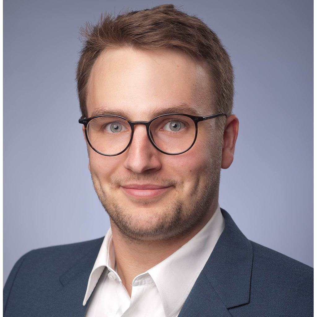 Moritz Eckert Immobiliengutachter CIS HypZert (F) KENSTONE Real