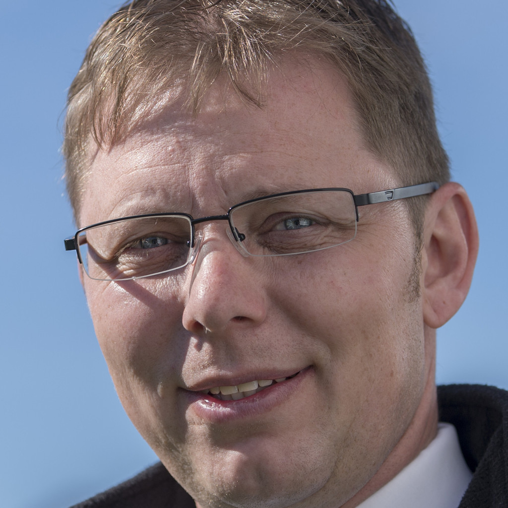 Alex Schirmann Verkaufsberater Landtechnik BayWa AG XING