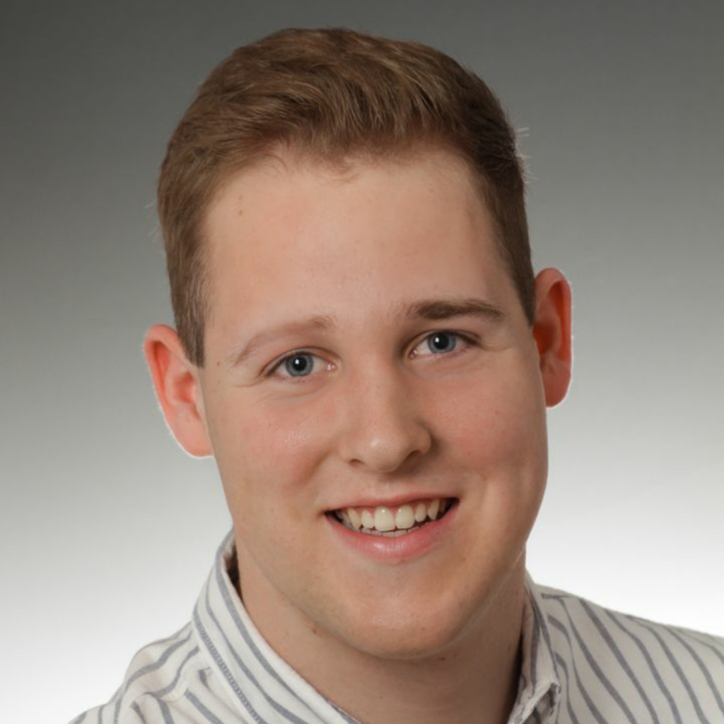 Hannes Langner Rezeptionist AIDA Cruises XING