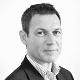 Dr. Roland Wacker