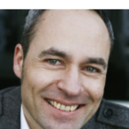 Prof. Dr. Stefan M. Grünvogel