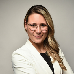 Anke Möbus