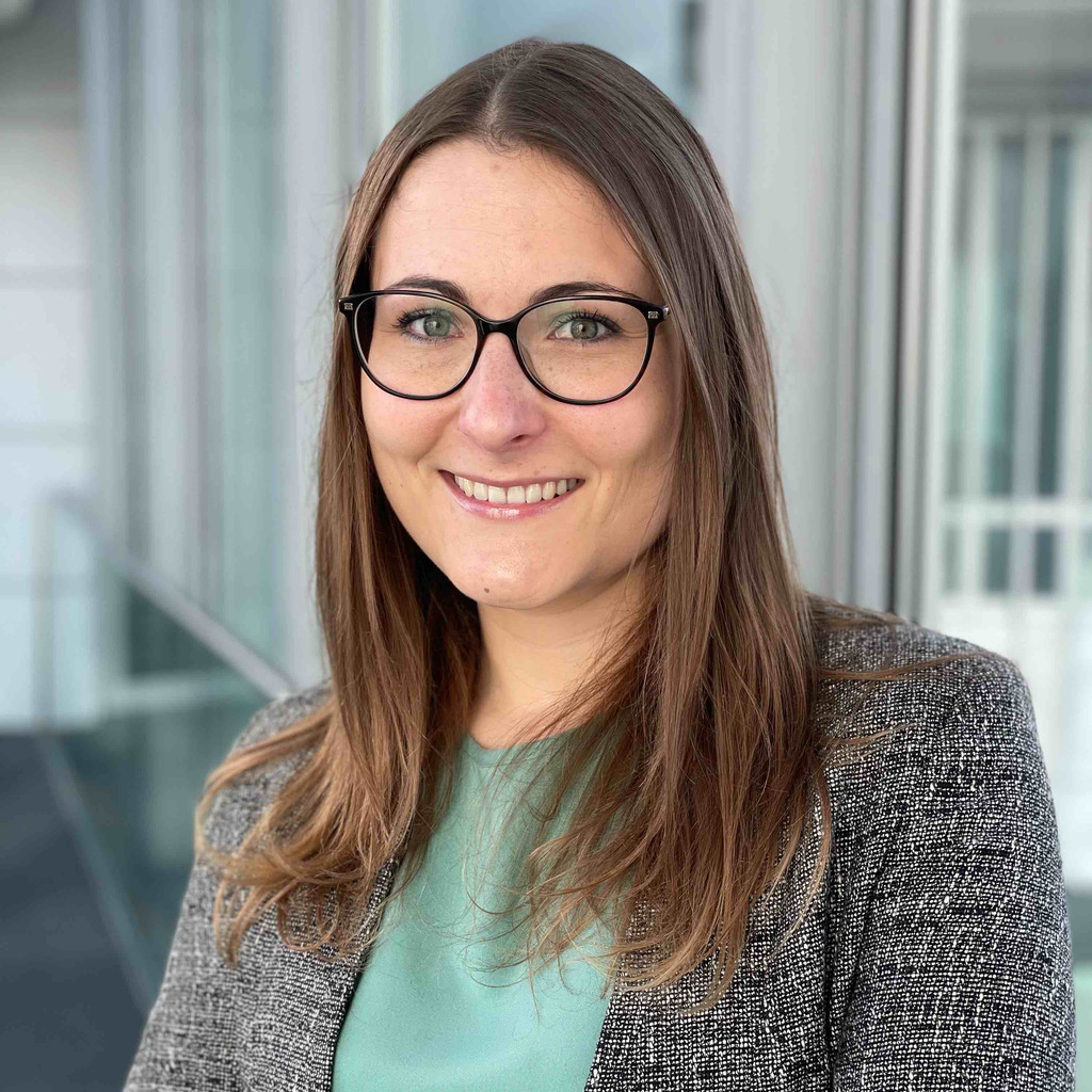 Ellen Altenburger - Brand Manager - Astellas | XING