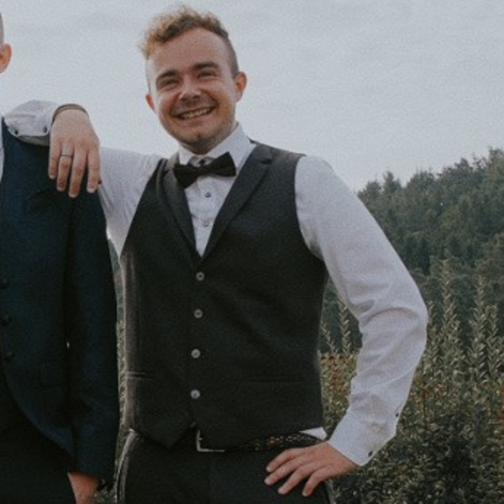 Joshua Farries Gebietsverkaufsleiter Thomas Henry GmbH XING