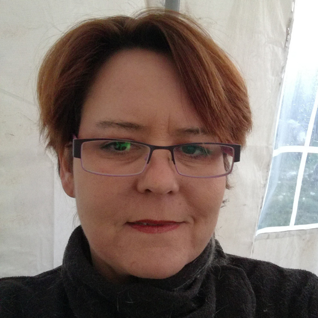 Franziska WALDMANN Heimleiterin Föhrengarten AG XING