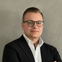 Simon Buchele