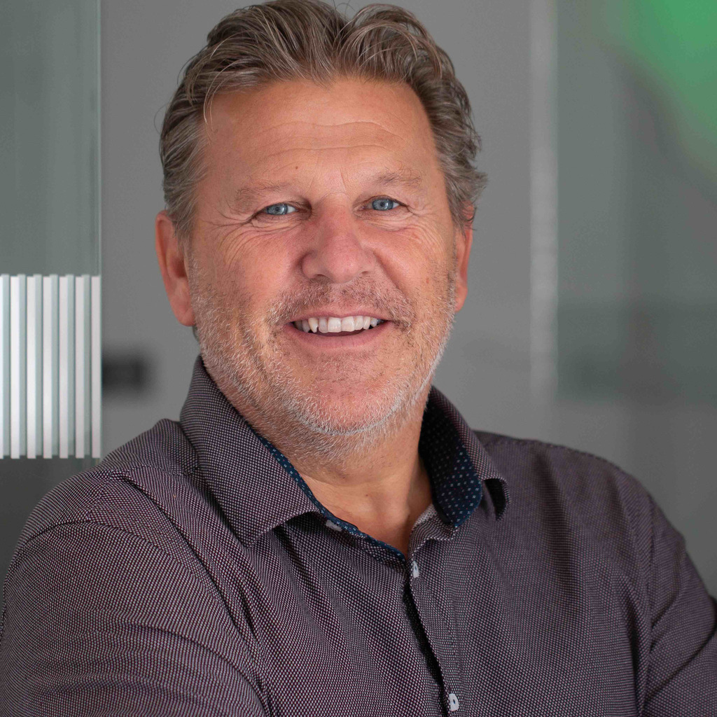 Marco Ehrismann Leiter Verkauf & Marketing HTechnik AG XING