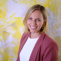 Isabelle Strack